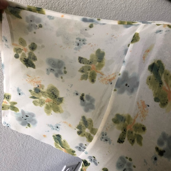 Banana Republic Silk Drawstring Top - Picture 5 of 8